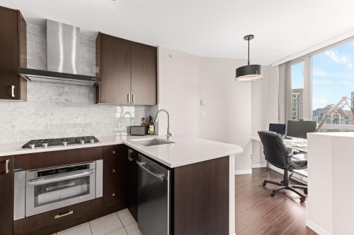 2410-501 Pacific Street, Vancouver, BC 