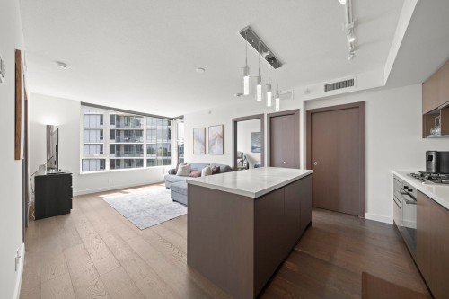 1251-38 Smithe Street, Vancouver, BC 