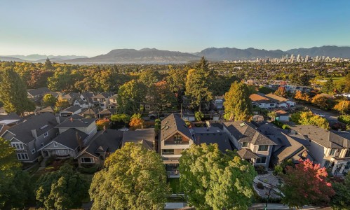 1-2941 29Th Avenue W, Vancouver, BC 