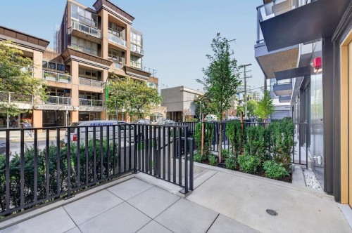 1528 6Th Avenue W, Vancouver, BC 