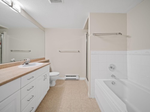 104-1281 Parkgate Avenue, North Vancouver, BC 