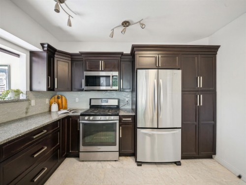 521-3629 Deercrest Drive, North Vancouver, BC 