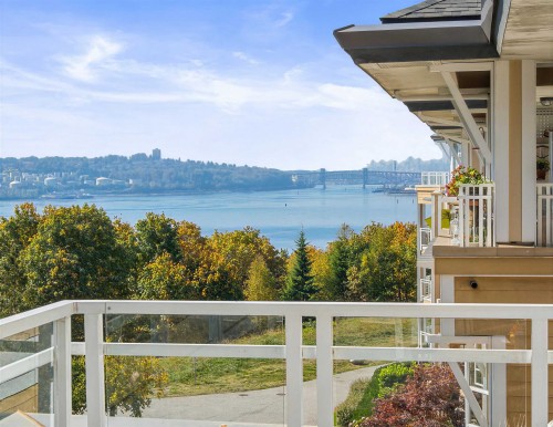 521-3629 Deercrest Drive, North Vancouver, BC 
