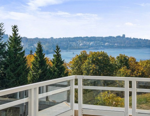 521-3629 Deercrest Drive, North Vancouver, BC 