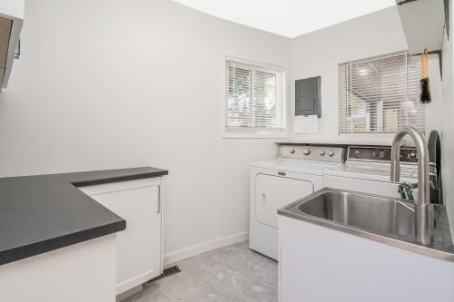 955 50B Street, Delta, BC 