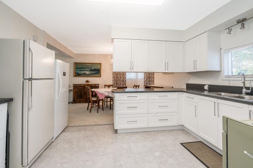 955 50B Street, Delta, BC 