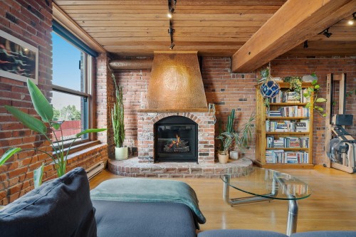 305-41 Alexander Street, Vancouver, BC 