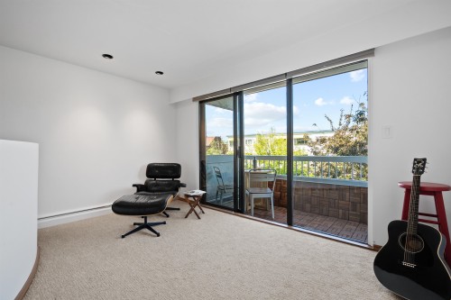 210-2450 Cornwall Avenue, Vancouver, BC 