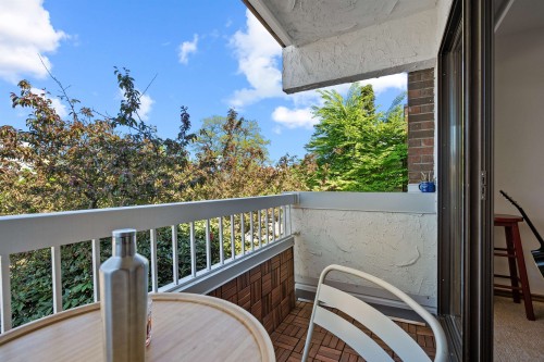 210-2450 Cornwall Avenue, Vancouver, BC 