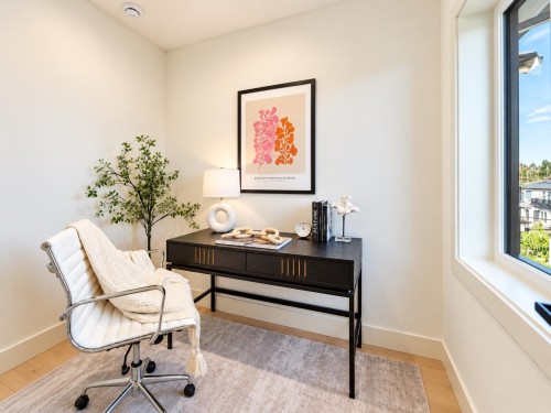 2-6555 Carnegie Street, Burnaby, BC 
