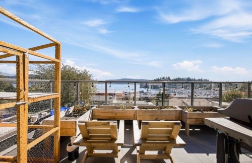 102-524 Fletcher Road S, Gibsons, BC 