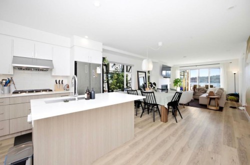 102-524 Fletcher Road S, Gibsons, BC 