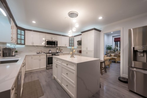 23710 110 Avenue, Maple Ridge, BC 