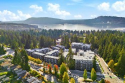 102-956 Lytton Street North Vancouver, BC V7H 0C4