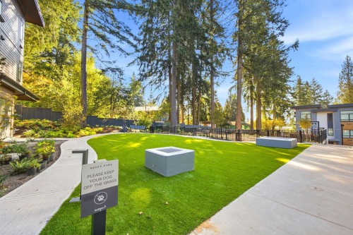 102-956 Lytton Street, North Vancouver, BC 
