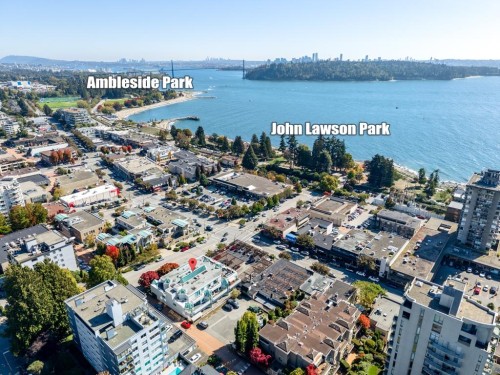 204-565 17 Street, West Vancouver, BC 