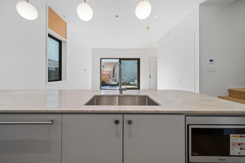 3-164 38Th Avenue E, Vancouver, BC 