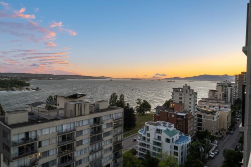 1207-1330 Harwood Street, Vancouver, BC 