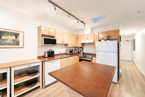 406-5629 Dunbar Street, Vancouver, BC 