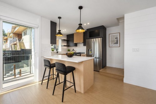 102-314 Nelson Street, Coquitlam, BC 