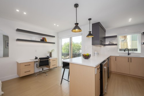 102-314 Nelson Street, Coquitlam, BC 