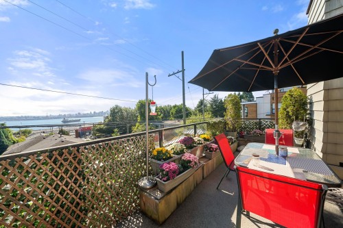 140-142 St. Patricks Avenue, North Vancouver, BC 