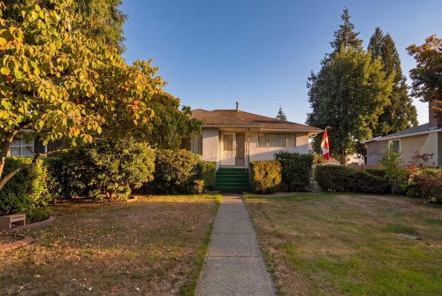 1110 Cottonwood Avenue, Coquitlam, BC 