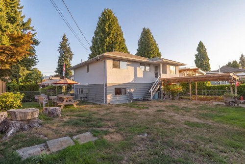 1110 Cottonwood Avenue, Coquitlam, BC 