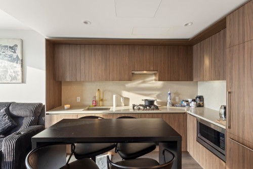 3905-5987 Wilson Avenue, Burnaby, BC 
