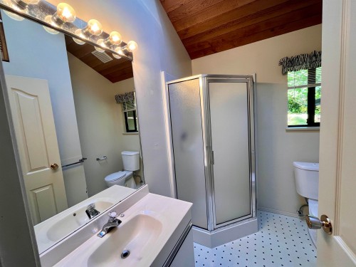 4665 Sinclair Bay Road, Garden Bay, BC 