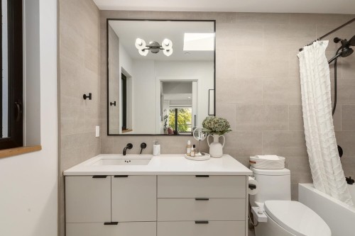 520 30Th Avenue E, Vancouver, BC 