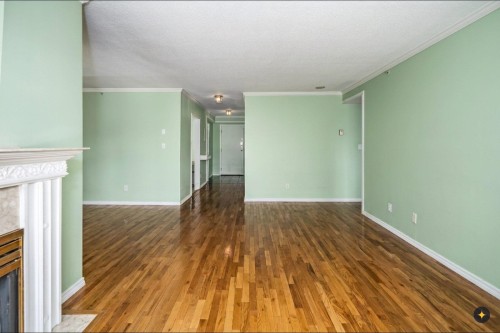 206-1180 Pinetree Way, Coquitlam, BC 