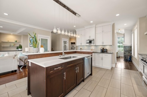 1712 Nanaimo Street, New Westminster, BC 