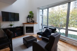 TH02-1228 West Hastings Street Street WVancouver, BC V6E 4S6