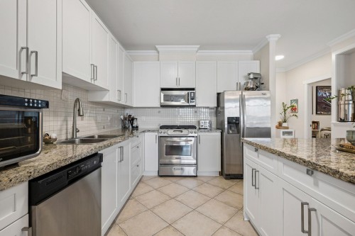 305-4111 Bayview Street, Richmond, BC 