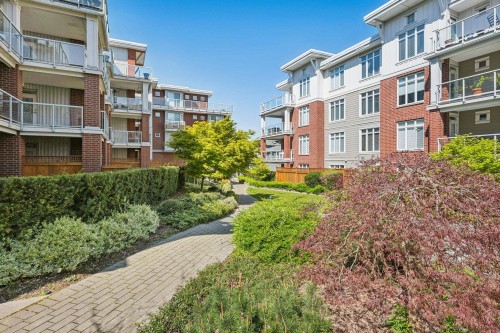 305-4111 Bayview Street, Richmond, BC 