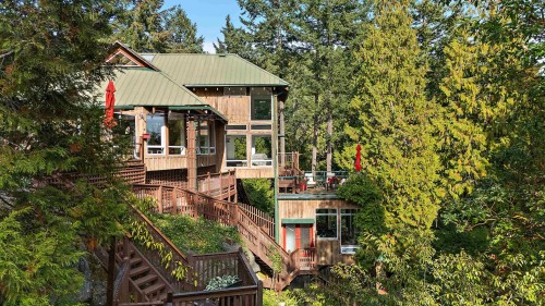 486 Bluff Way, Mayne Island, BC 