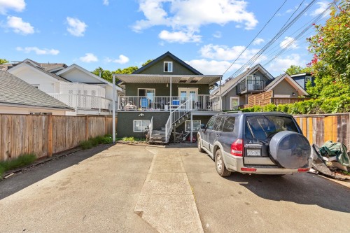3279 11Th Avenue W, Vancouver, BC 