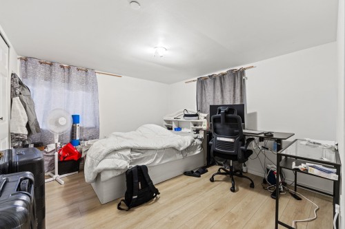 3279 11Th Avenue W, Vancouver, BC 