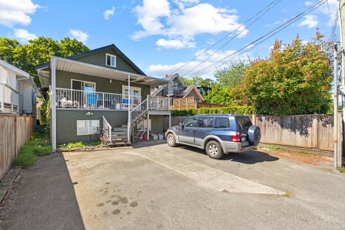 3279 11Th Avenue W, Vancouver, BC 