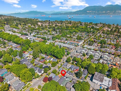 3279 11Th Avenue W, Vancouver, BC 