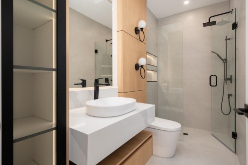 2-5963 Granville Street, Vancouver, BC 