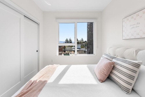 Ph604-1100 Clarke Road, Port Moody, BC 