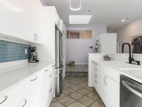 304-4590 Earles Street, Vancouver, BC 