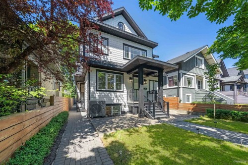 1-683 19Th Avenue W, Vancouver, BC 