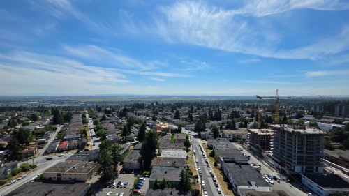 2202-6608 Sussex Avenue, Burnaby, BC 