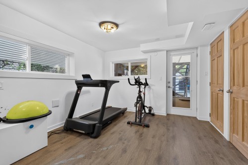 2218 11Th Avenue E, Vancouver, BC 
