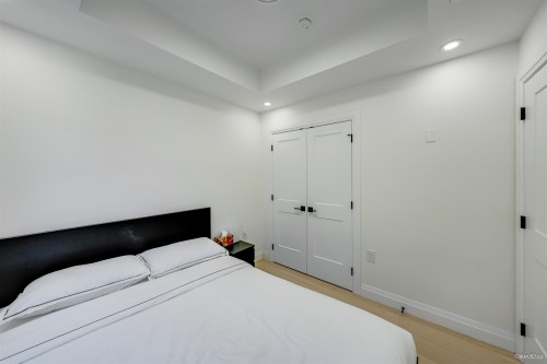 2-683 19Th Avenue W, Vancouver, BC 