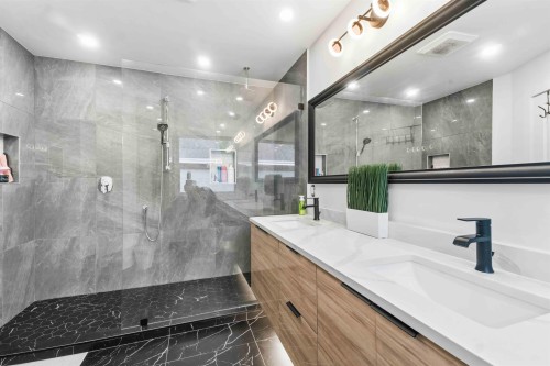 313-3000 Riverbend Drive, Coquitlam, BC 