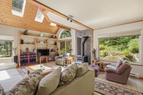 5280 Bear Bay Road, Garden Bay, BC 